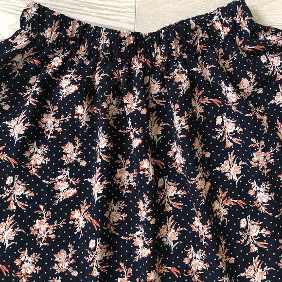 Miss Daisy Floral Print Casual Navy Mini Skirt - Picture 2 of 16